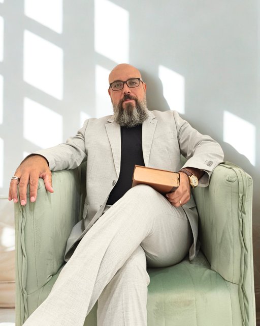 Dr. Rodrigo Bitencourt